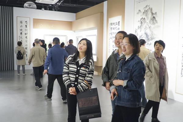 1699427525101979.jpg 3.jpg